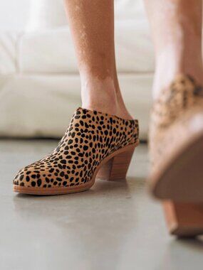Poppy Barley Leopard Print Mules – Size 8.5